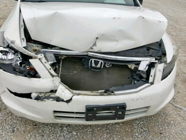 1HGCP2F47AA181738 - 2010 HONDA ACCORD LXP WHITE photo 7