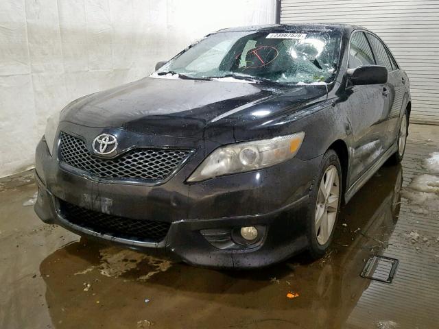 4T1BF3EK9BU193288 - 2011 TOYOTA CAMRY BASE BLACK photo 2