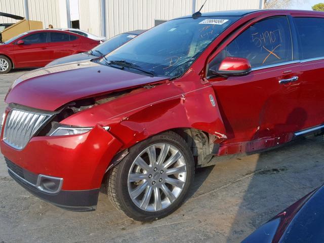 2LMDJ8JK7CBL19444 - 2012 LINCOLN MKX MAROON photo 9