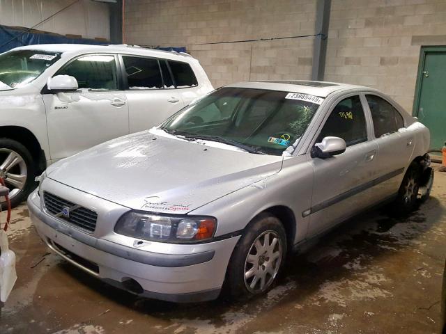 YV1RS61R312071145 - 2001 VOLVO S60 SILVER photo 2