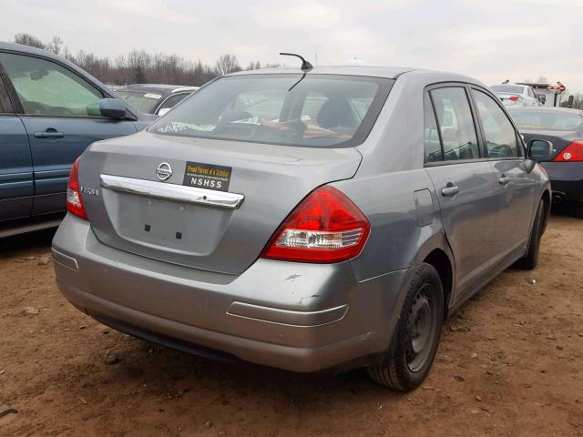 3N1BC11E39L386397 - 2009 NISSAN VERSA S GRAY photo 4