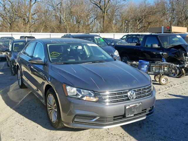 1VWBT7A35HC002125 - 2017 VOLKSWAGEN PASSAT SE GRAY photo 1