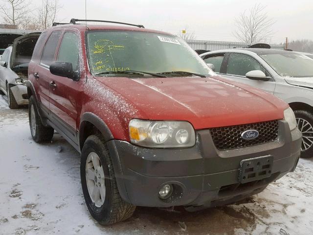 1FMYU93145KE38625 - 2005 FORD ESCAPE XLT RED photo 1