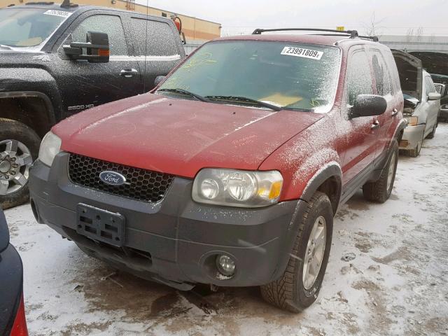 1FMYU93145KE38625 - 2005 FORD ESCAPE XLT RED photo 2