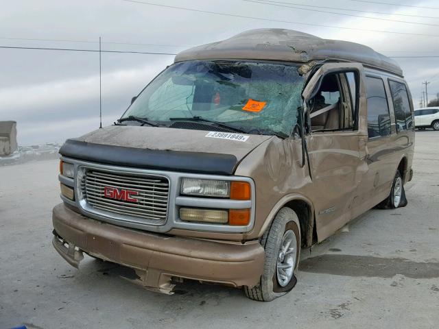 1GDFG15R611117401 - 2001 GMC SAVANA RV TAN photo 2