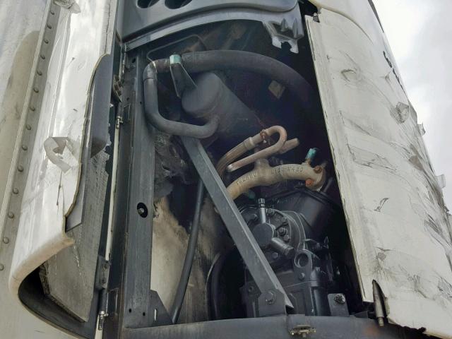 1K911482652054520 - 2005 UTILITY REEFER WHITE photo 8