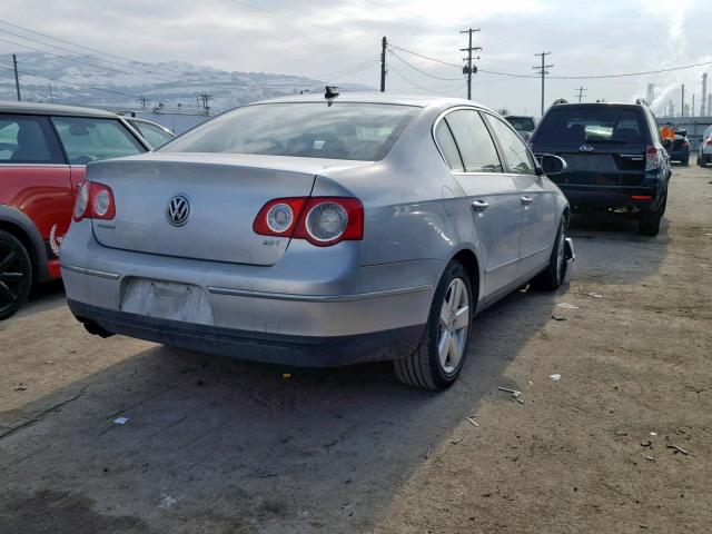 WVWAK73CX8E021062 - 2008 VOLKSWAGEN PASSAT KOM GRAY photo 4