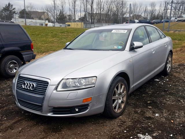 WAUDG74F65N057699 - 2005 AUDI A6 3.2 QUA SILVER photo 2