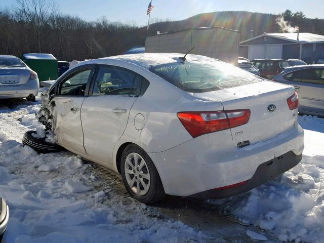 KNADM4A3XG6536030 - 2016 KIA RIO LX WHITE photo 3