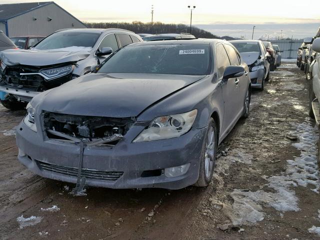 JTHGL5EF7A5040157 - 2010 LEXUS LS 460L GRAY photo 2