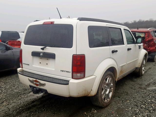 1D4PT2GK6AW141598 - 2010 DODGE NITRO SE WHITE photo 4