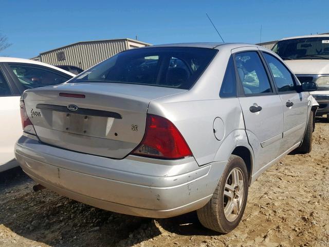 1FAFP34Z84W150673 - 2004 FORD FOCUS SE C SILVER photo 4