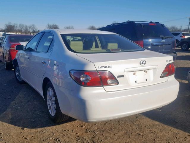 JTHBA30GX45044132 - 2004 LEXUS ES 330 WHITE photo 3