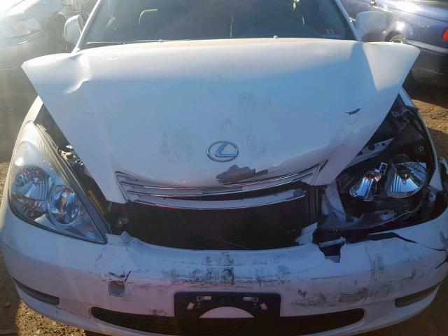 JTHBA30GX45044132 - 2004 LEXUS ES 330 WHITE photo 7