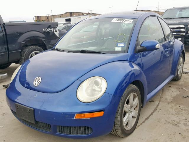 3VWRW31C77M511693 - 2007 VOLKSWAGEN NEW BEETLE BLUE photo 2