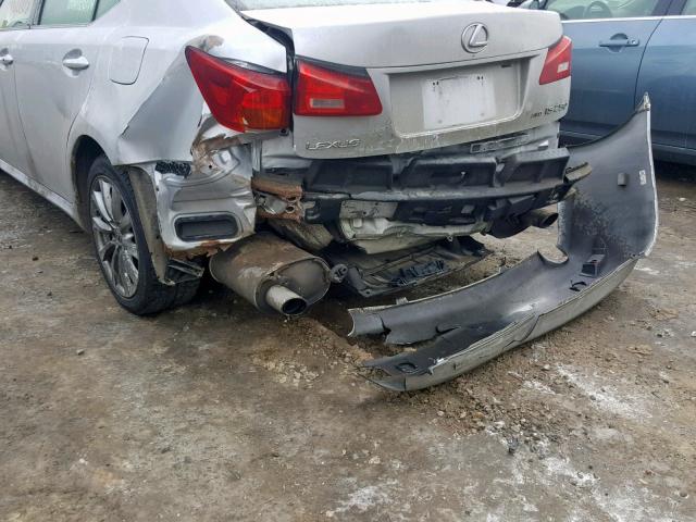 JTHCK262462007881 - 2006 LEXUS IS 250 SILVER photo 9