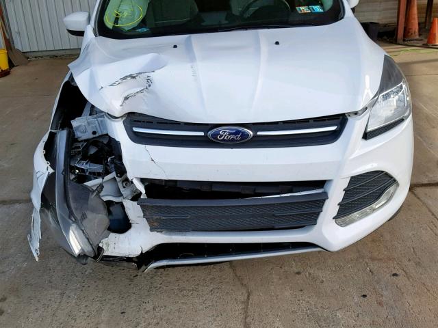 1FMCU0GX9EUC49025 - 2014 FORD ESCAPE SE WHITE photo 9