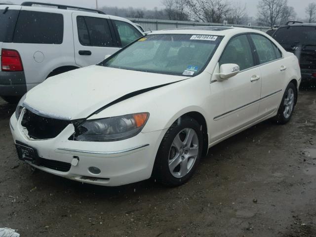 JH4KB16506C011551 - 2006 ACURA RL WHITE photo 2