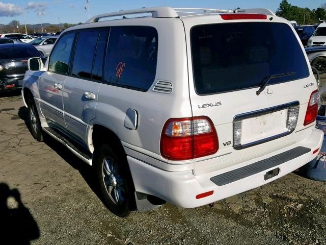 JTJHT00W543548074 - 2004 LEXUS LX 470 WHITE photo 3