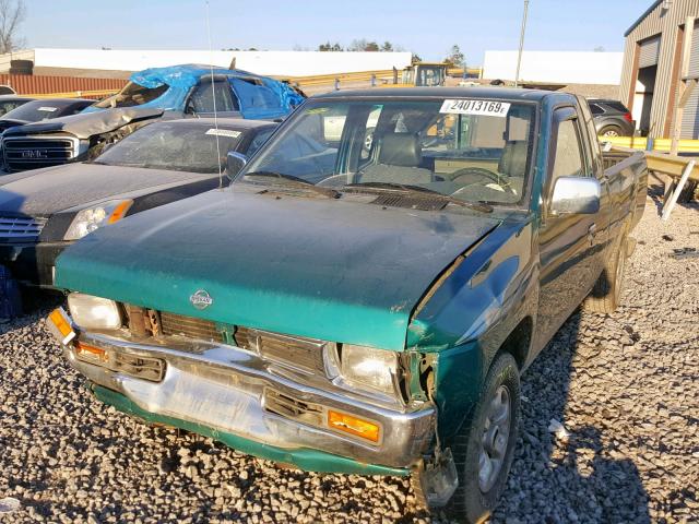 1N6SD16SXTC371467 - 1996 NISSAN TRUCK KING GREEN photo 2