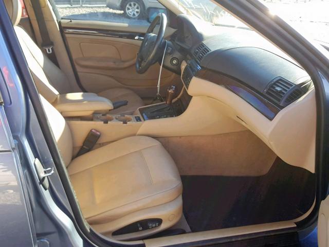 WBAET37463NJ37097 - 2003 BMW 325 I BLUE photo 5