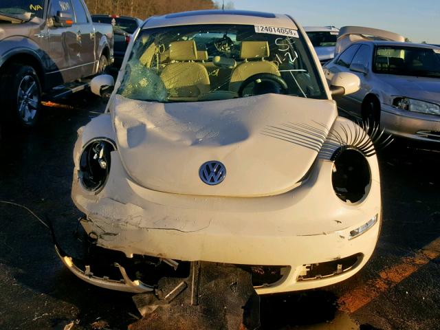 3VWRW3AG0AM022241 - 2010 VOLKSWAGEN NEW BEETLE Creme Foto 9