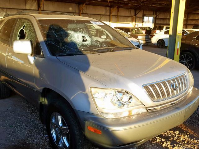 JTJGF10U320137200 - 2002 LEXUS RX 300 BEIGE photo 9