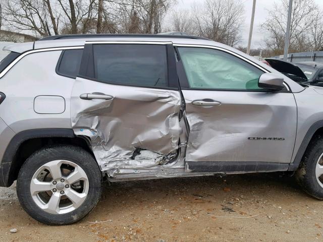 3C4NJCBB6JT356122 - 2018 JEEP COMPASS LA GRAY photo 9