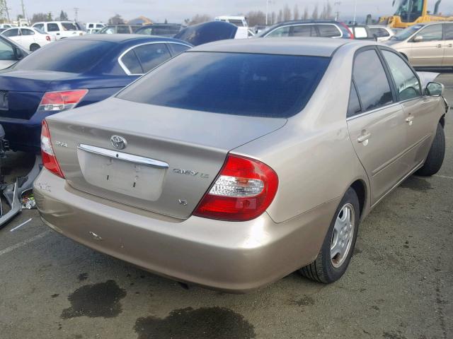 4T1BF30K53U555772 - 2003 TOYOTA CAMRY LE GOLD photo 4