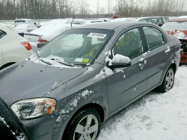 KL1TG5DE7BB256310 - 2011 CHEVROLET AVEO LT GRAY photo 2