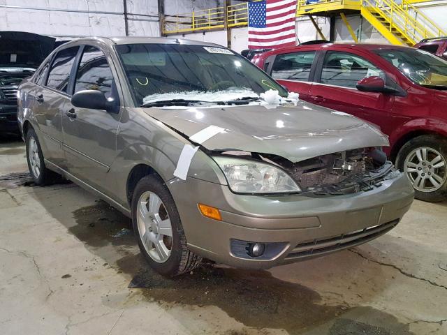 1FAFP34N55W272339 - 2005 FORD FOCUS ZX4 GOLD photo 1