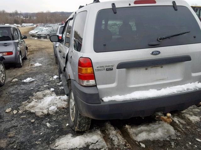 1FMYU04182KC76309 - 2002 FORD ESCAPE XLT SILVER photo 10