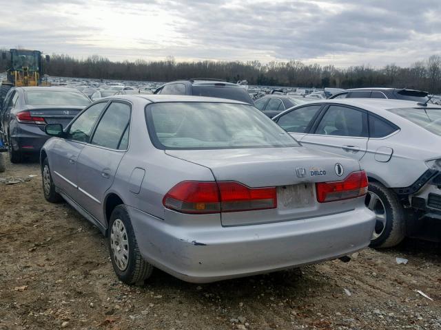 1HGCF86681A042421 - 2001 HONDA ACCORD VAL SILVER photo 3