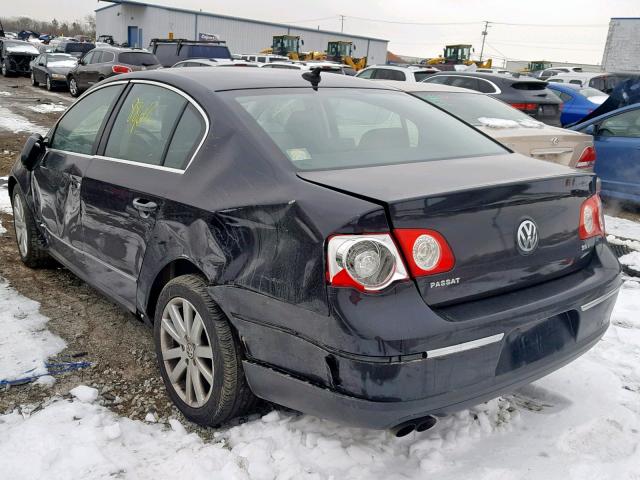 WVWJK7AN6AE160518 - 2010 VOLKSWAGEN PASSAT KOM BLACK photo 3