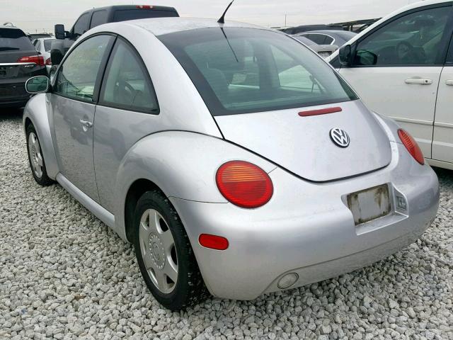 3VWCP21CX1M402486 - 2001 VOLKSWAGEN NEW BEETLE SILVER photo 3