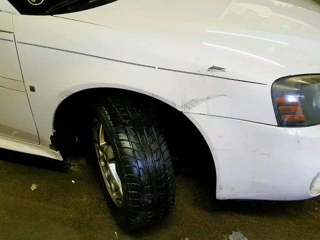 2G2WS522241173100 - 2004 PONTIAC GRAND PRIX WHITE photo 9