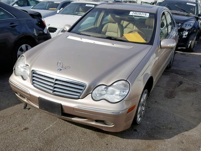 WDBRF61J33F335799 - 2003 MERCEDES-BENZ C 240 BROWN photo 2