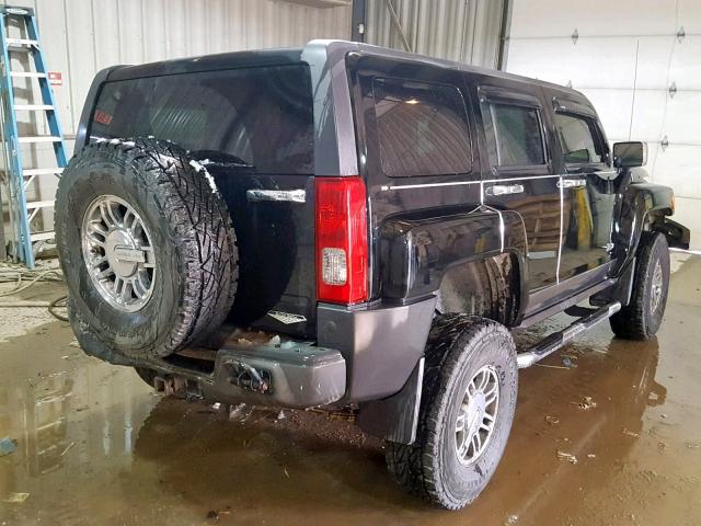 5GTDN13E078101690 - 2007 HUMMER H3 BLACK photo 4