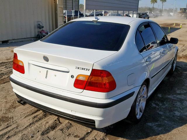 WBAEV53465KM42065 - 2005 BMW 330 I WHITE photo 4