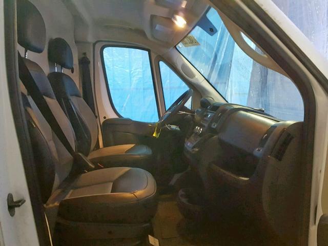 3C6TRVAG2HE546028 - 2017 RAM PROMASTER 白色 照片 5