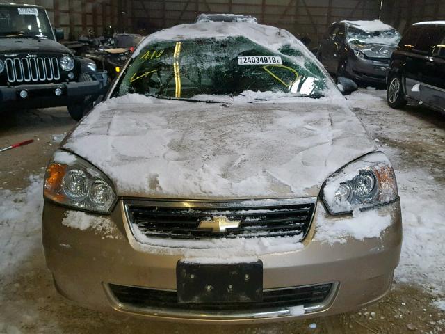 1G1ZS58F67F237325 - 2007 CHEVROLET MALIBU LS GOLD photo 9