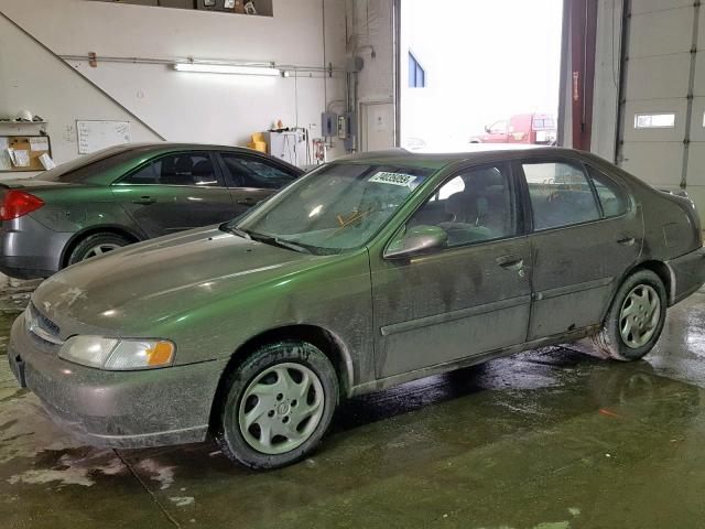 1N4DL01D7WC202051 - 1998 NISSAN ALTIMA XE BROWN photo 2