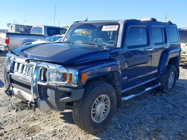 5GTEN13E388157189 - 2008 HUMMER H3 BLUE photo 2