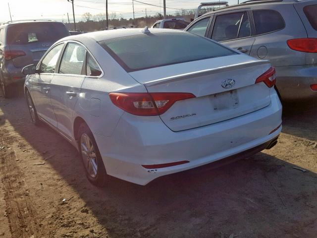 5NPE24AF5GH417413 - 2016 HYUNDAI SONATA SE WHITE photo 3