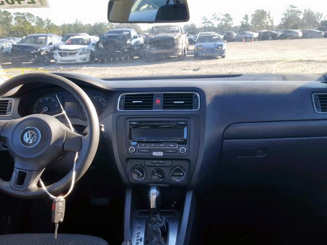 3VW2K7AJ3DM287059 - 2013 VOLKSWAGEN JETTA BASE Մոխրագույն լուսանկար 9