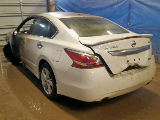 1N4AL3AP8EN205672 - 2014 NISSAN ALTIMA 2.5 WHITE photo 3