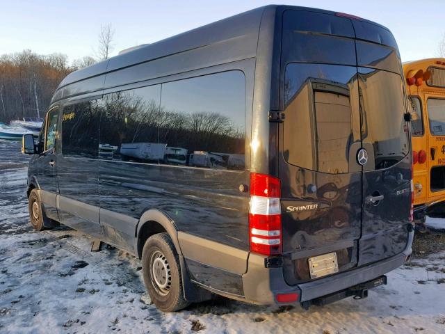 WDZPE8CC1C5661497 - 2012 MERCEDES-BENZ SPRINTER 2 BLACK photo 3