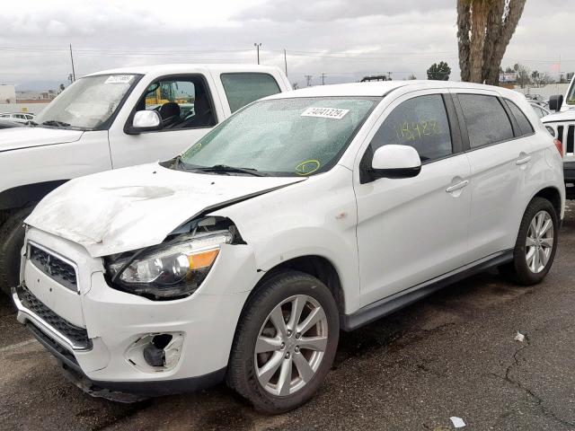 4A4AP3AU6DE006647 - 2013 MITSUBISHI OUTLANDER WHITE photo 2