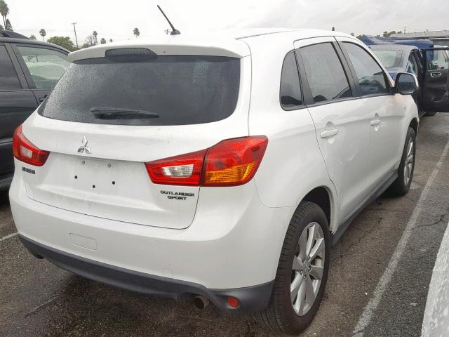 4A4AP3AU6DE006647 - 2013 MITSUBISHI OUTLANDER WHITE photo 4