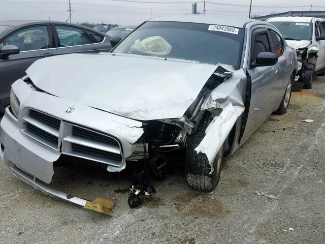 2B3KA43D49H573196 - 2009 DODGE CHARGER SILVER photo 2